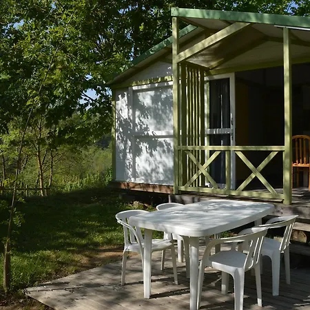 Camping L'oasis Campsite 4*